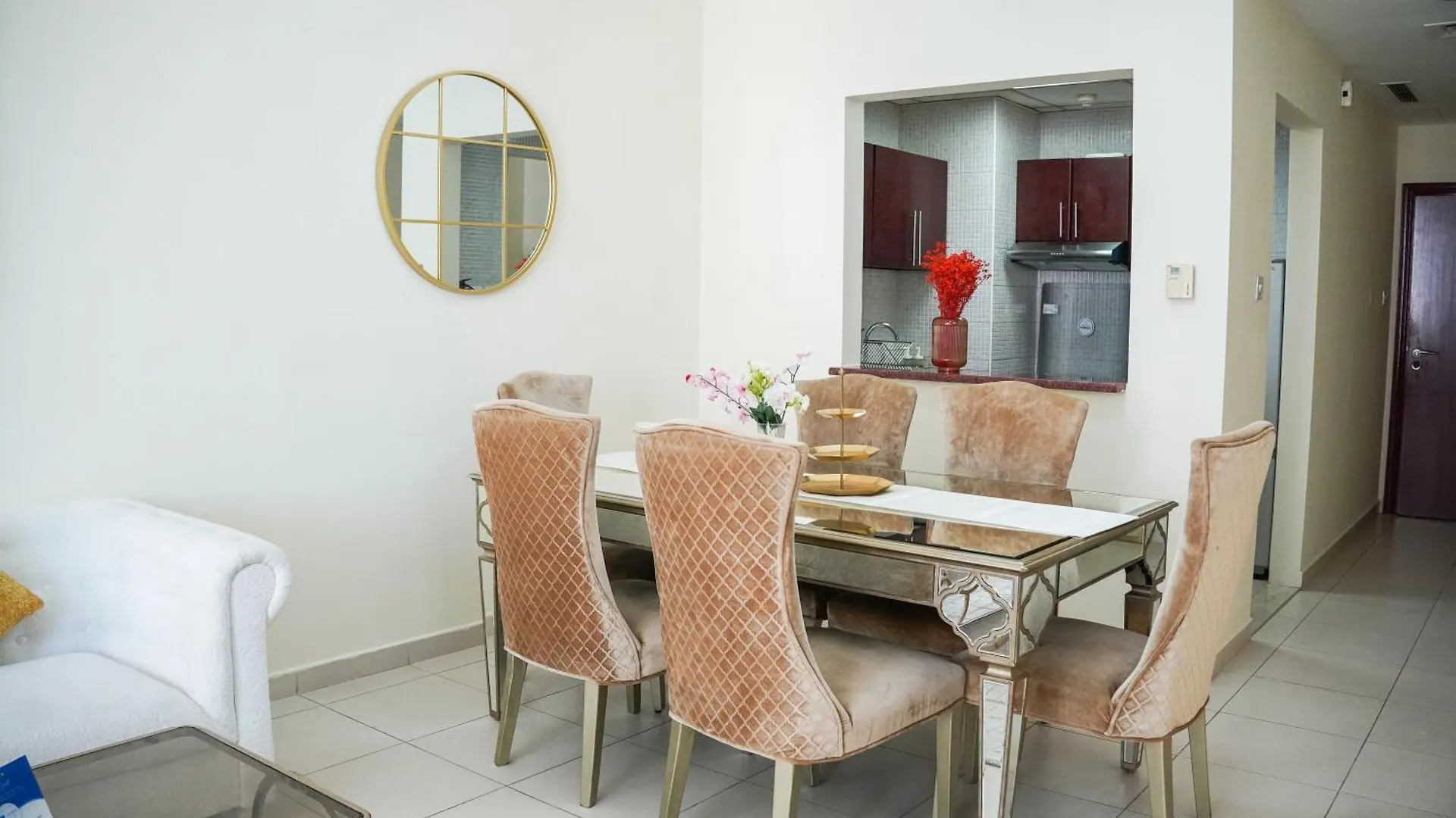 Apartment Vserve - 1 Bedroom Stunning Canal And Burj Khalifa View Dubai