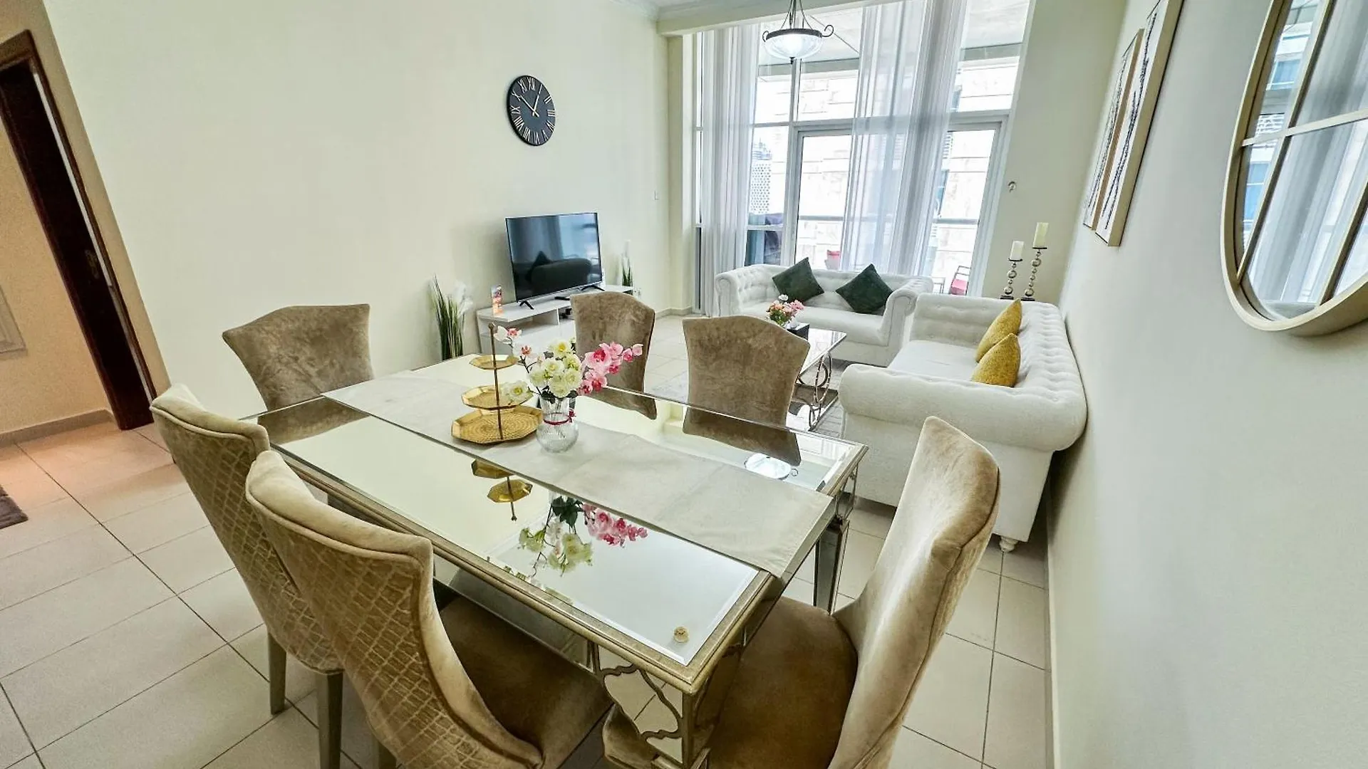Vserve - 1 Bedroom Stunning Canal And Burj Khalifa View Dubai 0*,  United Arab Emirates